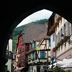 La Maison Des Tanneurs *