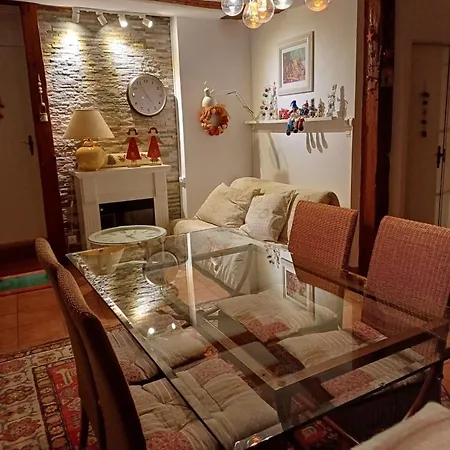 La Maison Des Tanneurs *