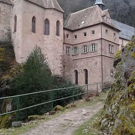 La Maison Des Tanneurs * 리보빌레